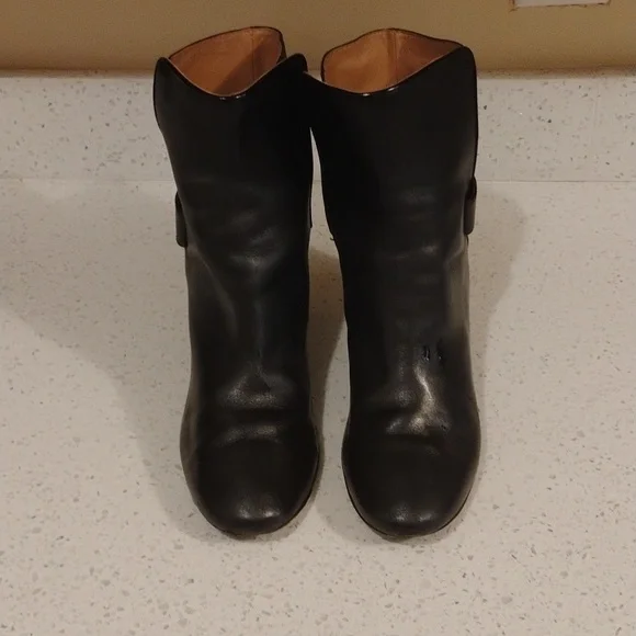 Tory Burch Black Leather Ankle Boots Size 8.5 Women - Picture 3 of 5